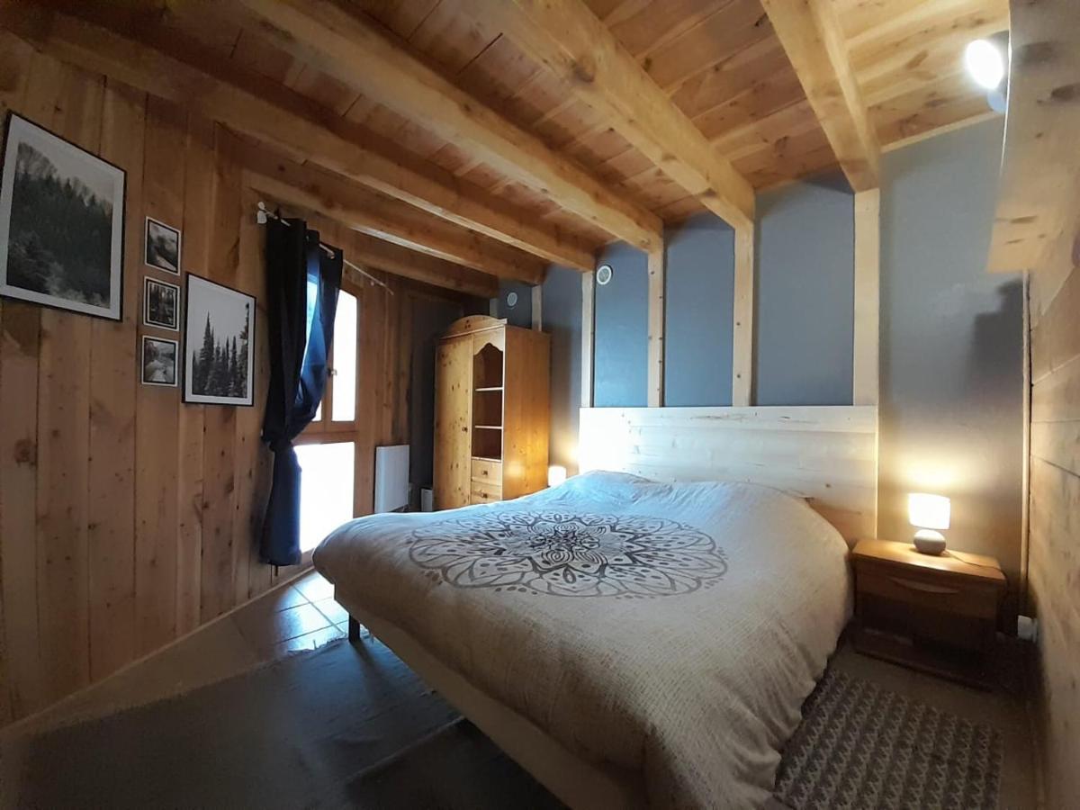 Maison De Montagne Dans Charmant Village Du Capcir Fontrabiouse Bagian luar foto